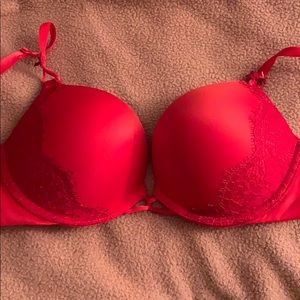 Victoria’s Secret Bombshell Bra